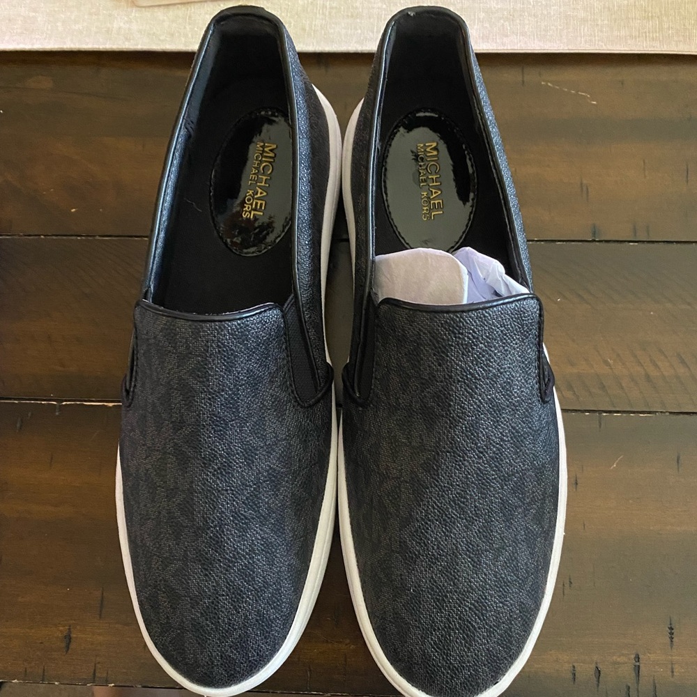 Unworn Michael Kor’s sneakers